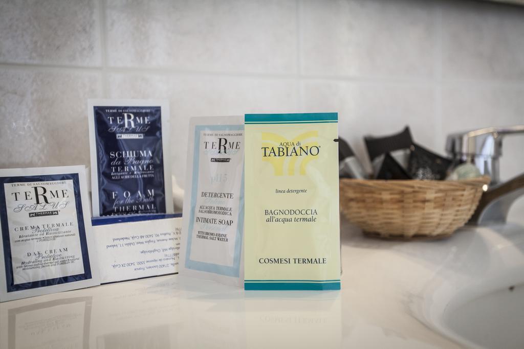 Hotel Rossini Tabiano Terme Bagian luar foto
