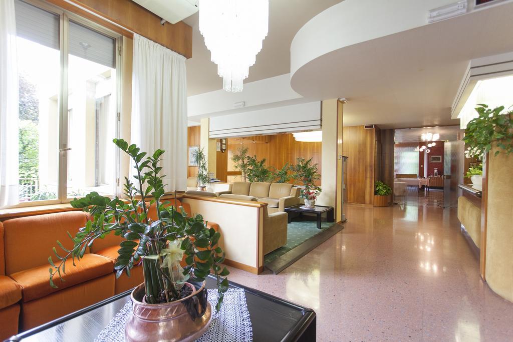 Hotel Rossini Tabiano Terme Bagian luar foto